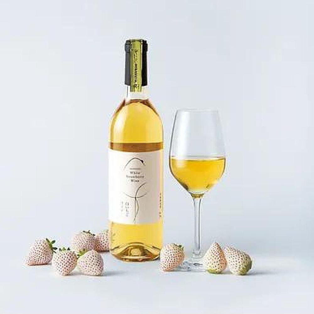 送料無料】茜鶴 白いちごワイン 720ml | 宮下農園