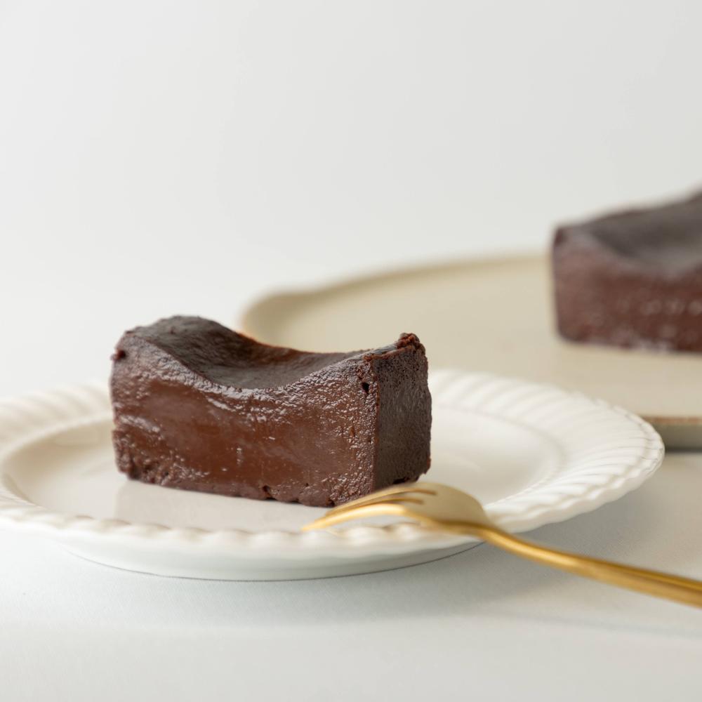 有機カカオのグルテンフリーガトーショコラ | バス停前お菓子工場 ちぃラボ