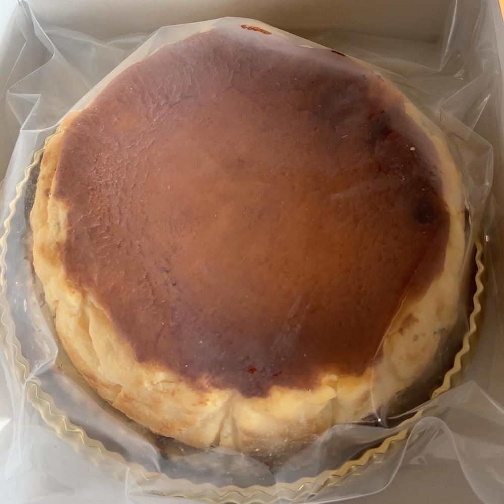 たまご屋さんのバスクチーズケーキ５号 | こっこらんど