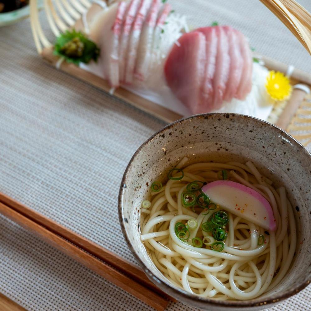 国産小麦の五島手延うどん七椿ギフトセット | 五島マルマス