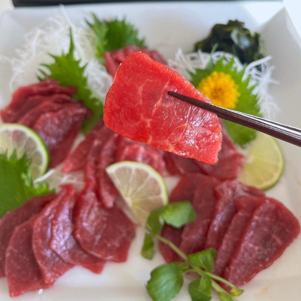 赤身馬刺しセット(特上赤身馬刺し/上赤身馬刺し ブロック)300g/3〜4 赤身馬刺しセット(特上赤身馬刺し/上赤身馬刺し ブロック)300g/3〜4