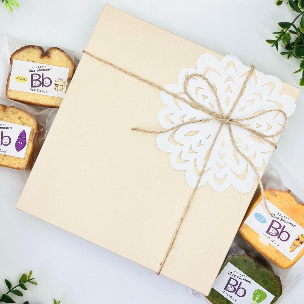 【送料無料】８個入ギフトセット 全８種 野菜たっぷり！しっとりパウンドケーキ | やさいのおやつ ブルーブロッサム