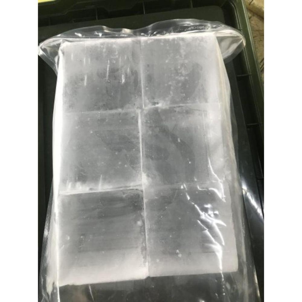ロック用キューブ氷