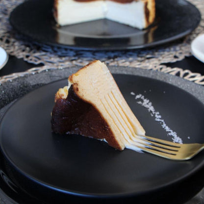 ホワイトチョコレートバスクチーズケーキ