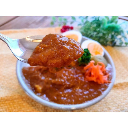 うま味たっぷり!!厳選4種のスパイスカレーの食べ比べセット