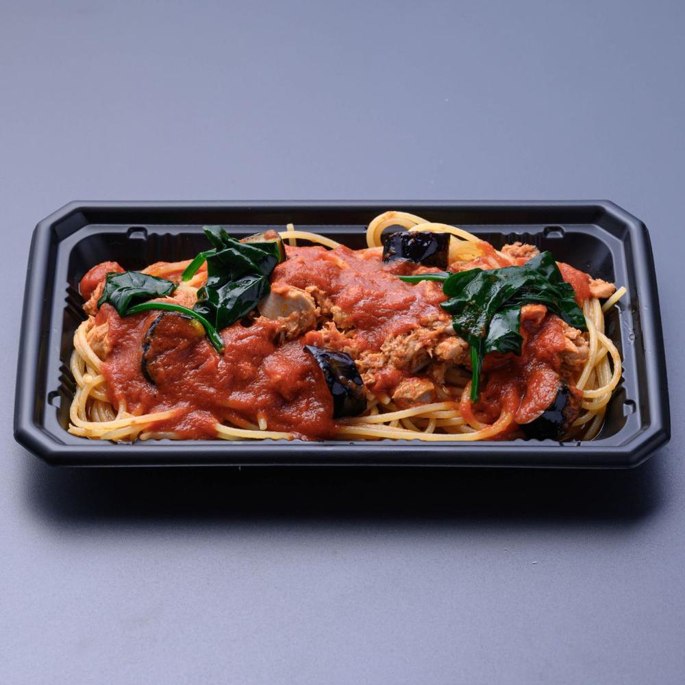 「カニ屋が作る 海のパスタ」海香る シビマグロ 山椒トマトソース