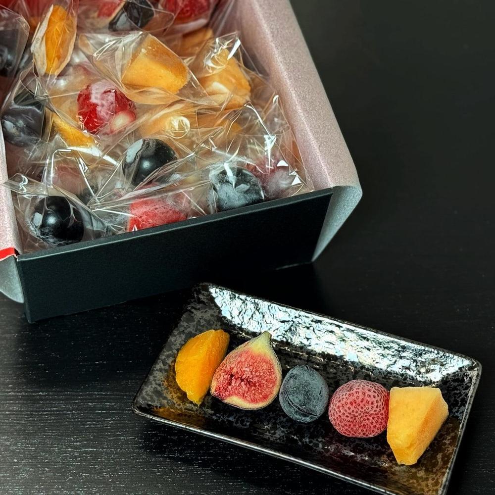 冷凍フルーツ 5種のアソートボックス | アートロックフルーツ