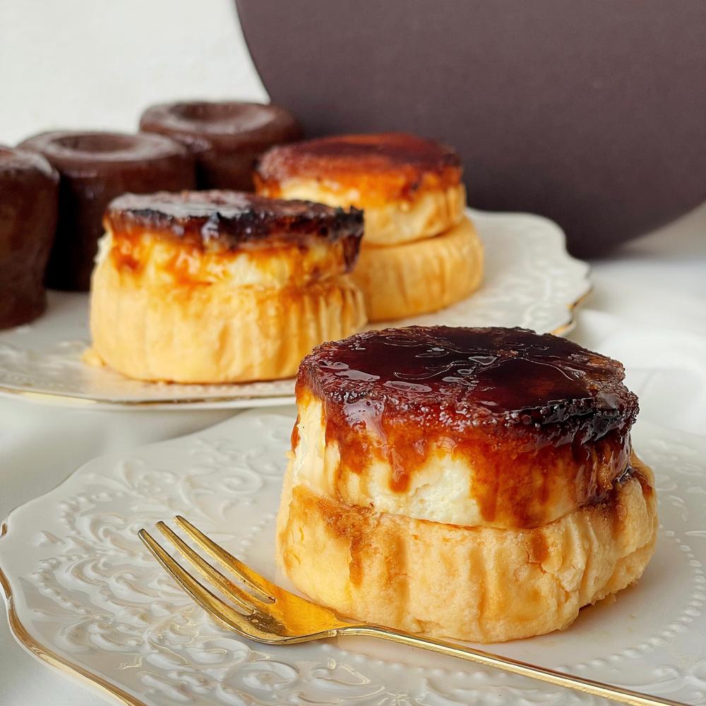 フォンダンショコラとミニバスクチーズケーキ