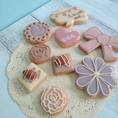 【送料無料】自宅で簡単！＊天然色素で作る＊アイシングクッキーキット「ラブリー♡」 | Hako's（ハコズ）