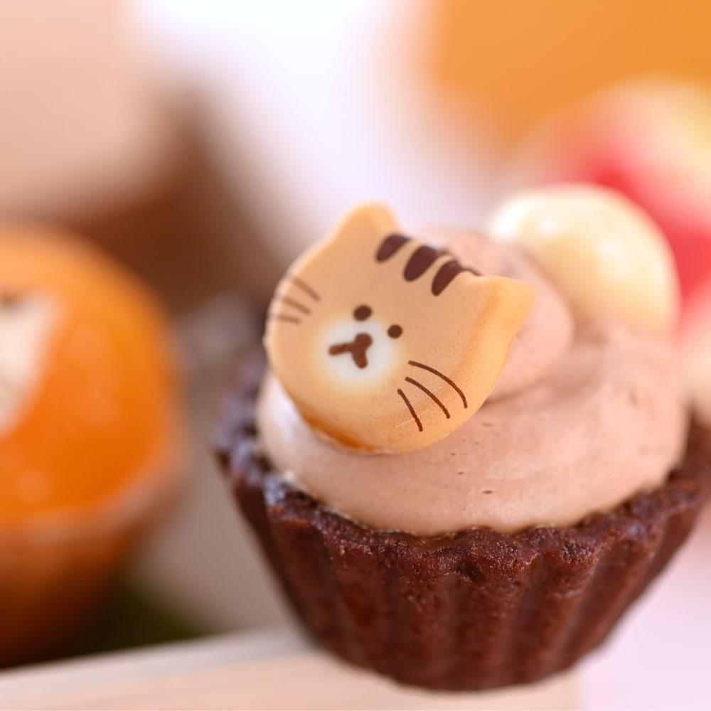 『ねこみにタルト』もお祝い♪鬼盛りフルーツタルト 4号