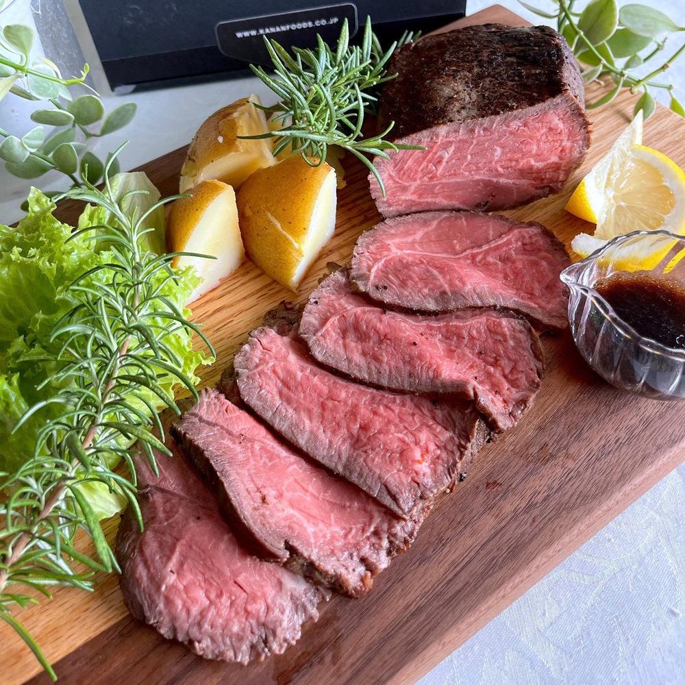 岩手県産短角牛ローストビーフ  塊肉300g 洋食屋さんレシピで手づくり