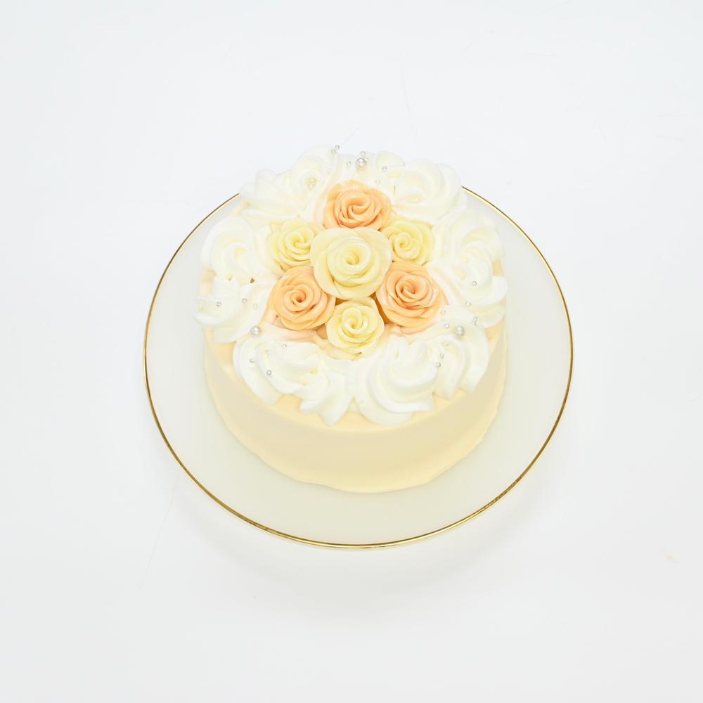 キラキラ薔薇ケーキ