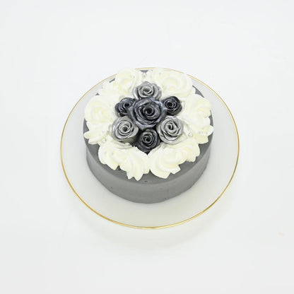キラキラ薔薇ケーキ