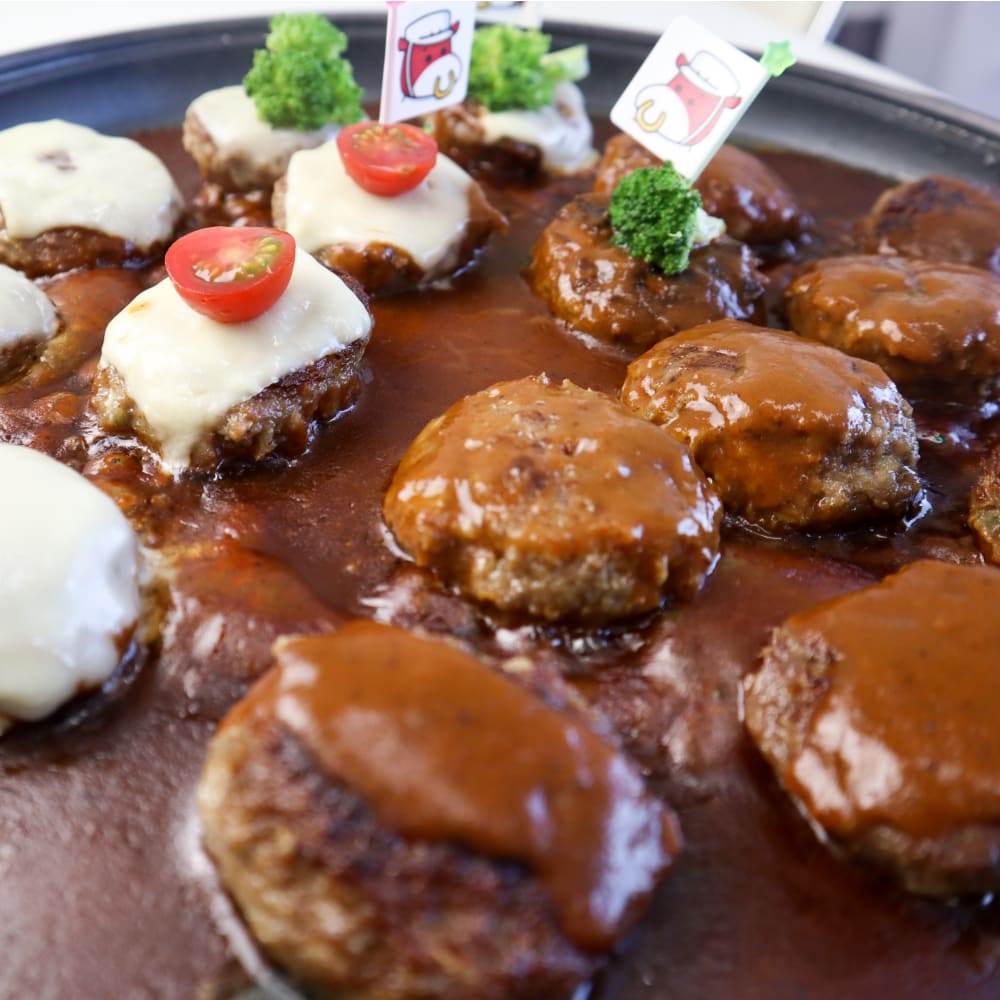 【送料込】牛100％　プチ牛生ハンバーグ40ｇ×30個 | 大阪の味ゆうぜん