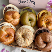 画像をギャラリービューアに読み込む, 【送料無料】ベーグル★12個セット オリジナルBOX入り | Good Day Bagel &amp; Coffee（グッドデイベーグルアンドコーヒー）
