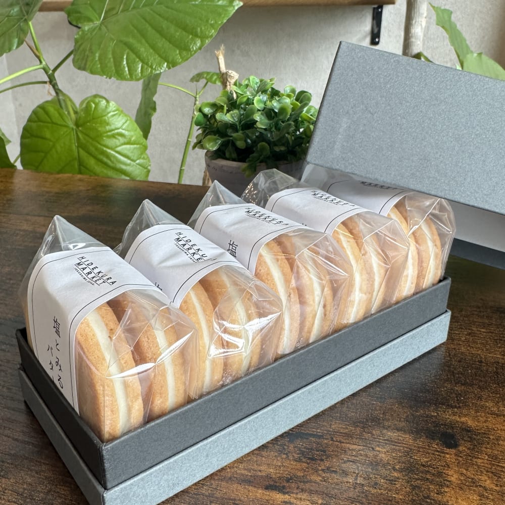 塩とみるくのバターさんど
