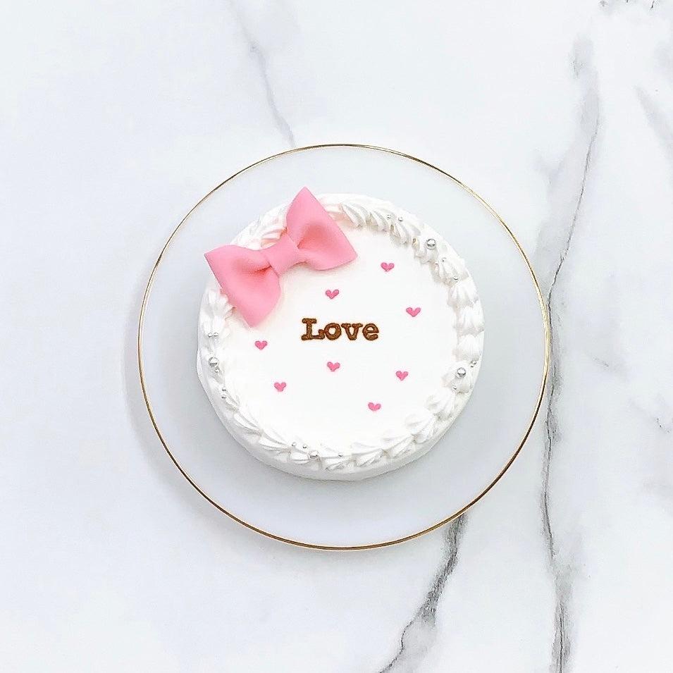 ハート型のリボンケーキ♡ バースデーケーキハート型アクアマリン