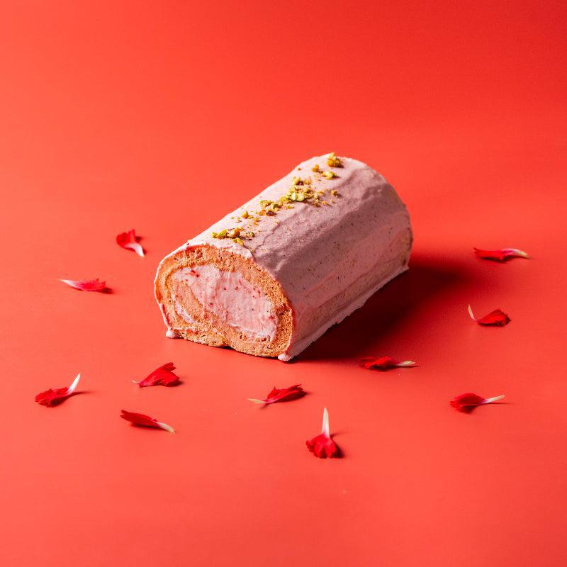 古都華苺のロールケーキ