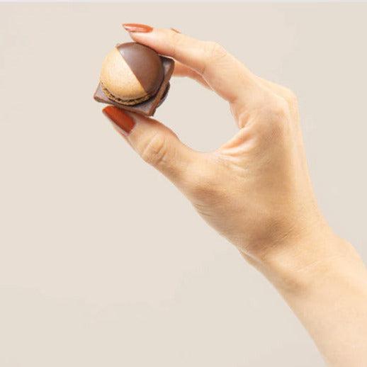 MAMEIL NAMA CHOCOLATE MACARON - Chocolate / Pistachio / Creme brulee（6個入）