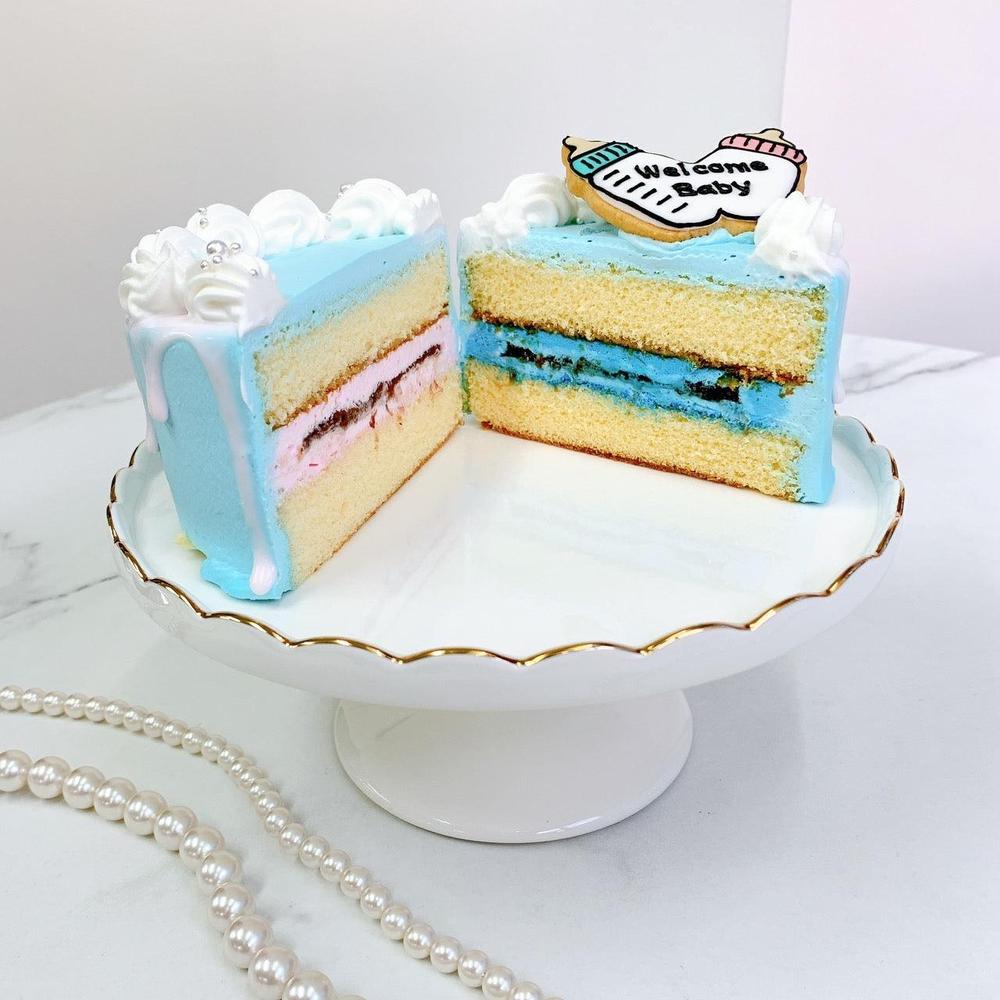 Welcome baby ジェンダーリビールケーキ