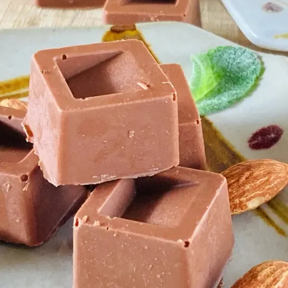 ホワイト＆ミルク＆ビター＆生チョコ詰合わせ＜15個＞オーガニック