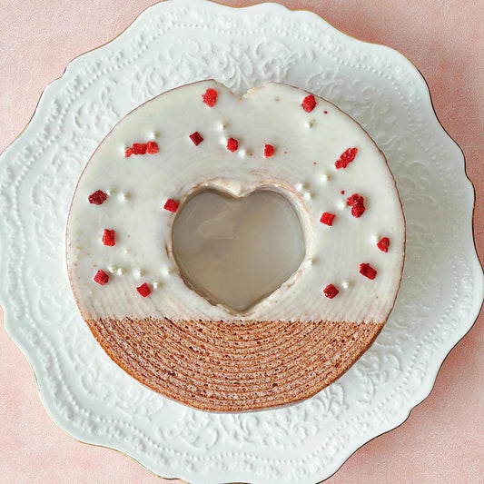 【送料無料】ハートの苺プレミアムバウムクーヘン