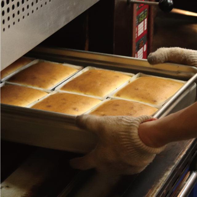 武蔵野茶房 特製焼チーズケーキ【木箱入】