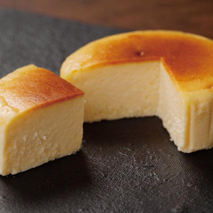 武蔵野茶房 特製焼チーズケーキ【わっぱ入】単品
