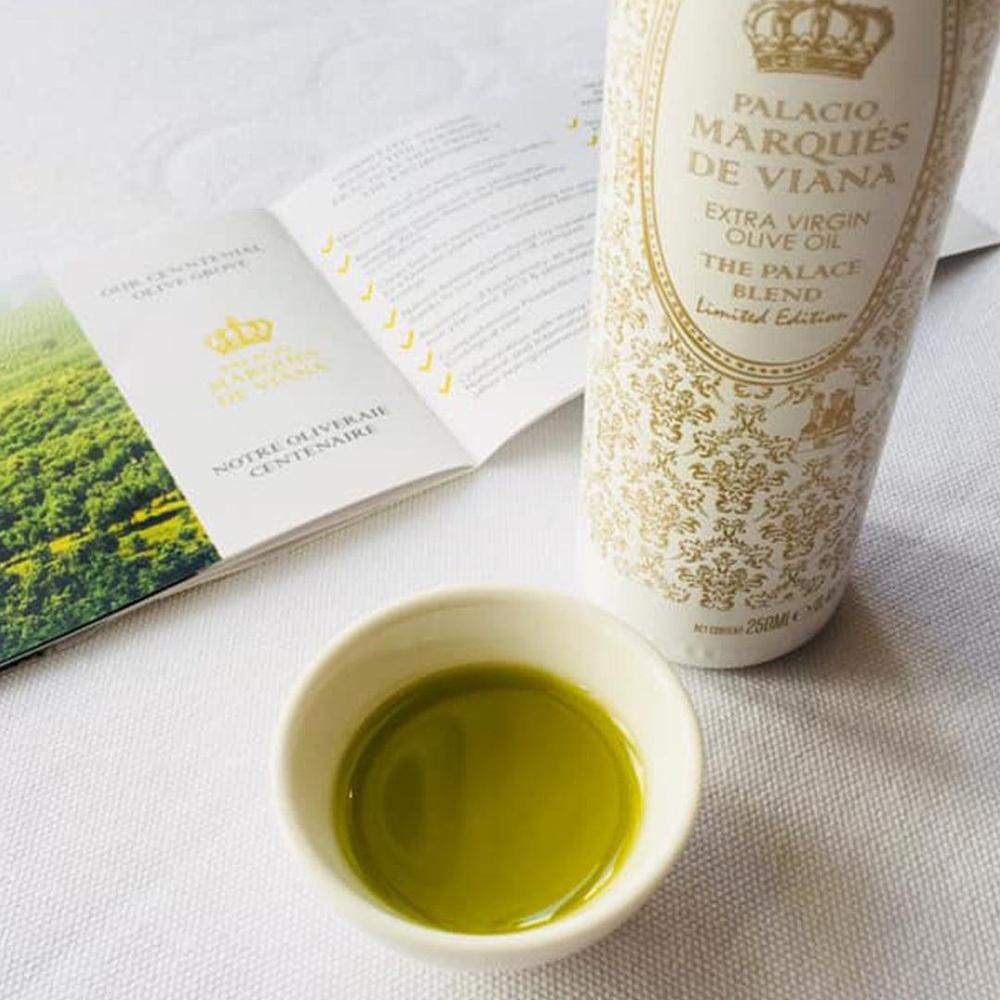 OLIVE JAPAN（R）金賞】エキストラバージンオリーブオイル(白ボトル