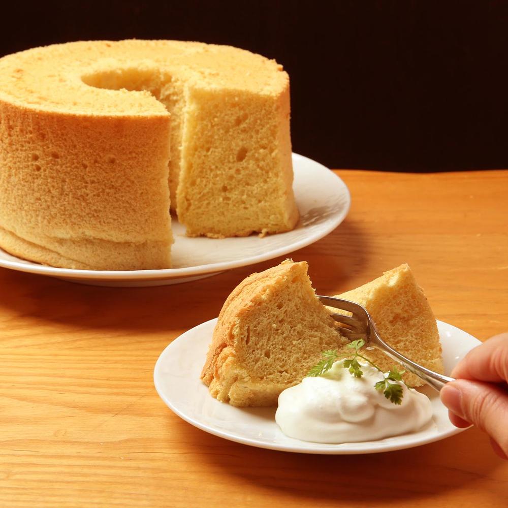 momo♪ シフォンケーキ もちもち小麦のシフォンケーキ モフォン(プレーン/チョコ