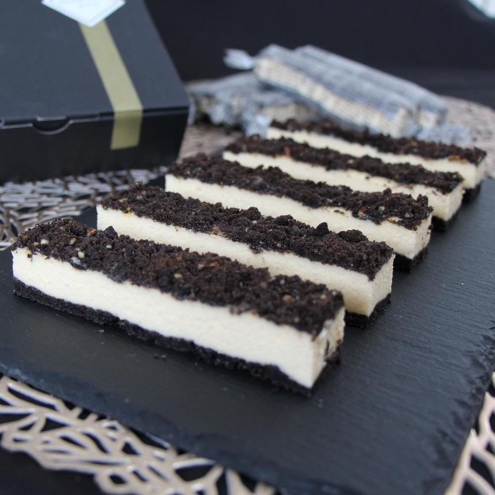 スティックチーズケーキクッキークリーム【5本BOX】 ☆バレンタインやホワイトデー☆誕生日プレゼントや記念日ギフトにも☆