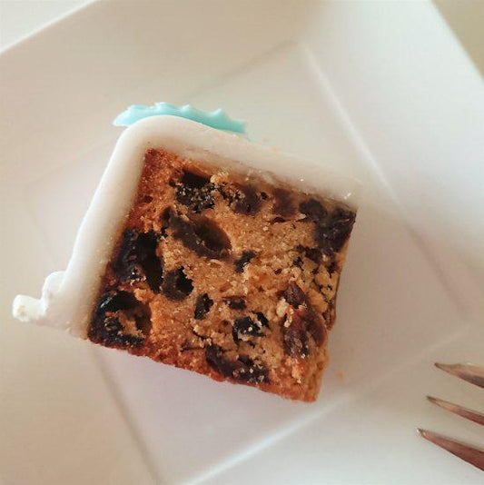 純白ハートケーキ