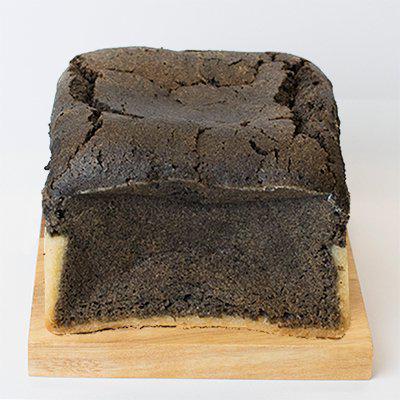 黒ごまパウンドケーキ