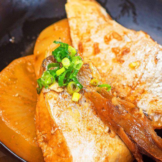 九十九島産ブリ大根とブリカマ塩焼き