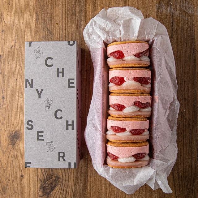 羽二重イチゴバターチーズサンド 5個入 | RUNNY CHEESE（ラニーチーズ）