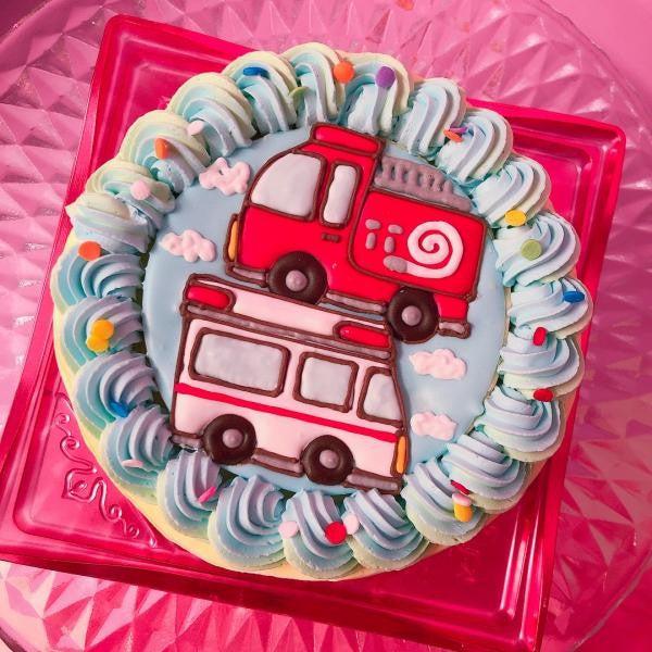 乗り物 救急車&消防車ケーキ 5号 | decolne（デコルネ） – DELISH MALL