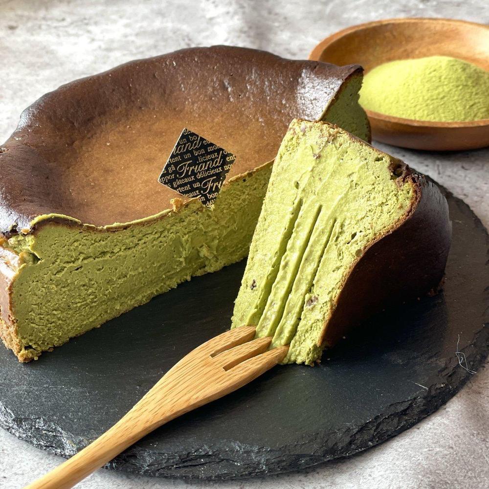 抹茶バスクチーズケーキ