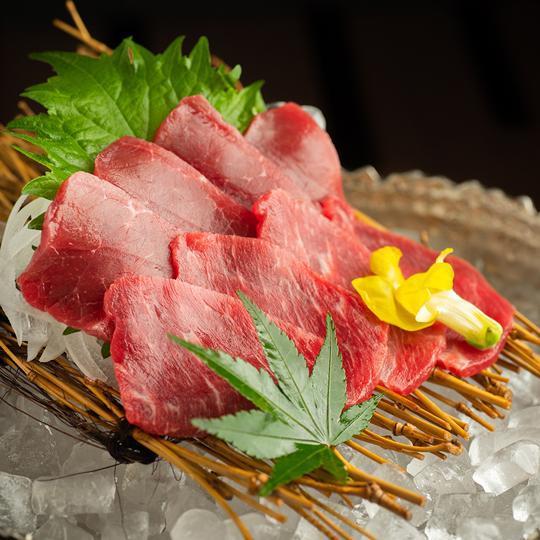 馬刺し