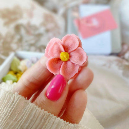 お花畑あんクッキー缶