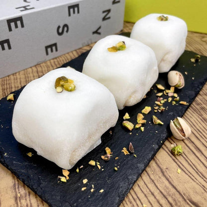 ピスタチオチーズクリーム大福