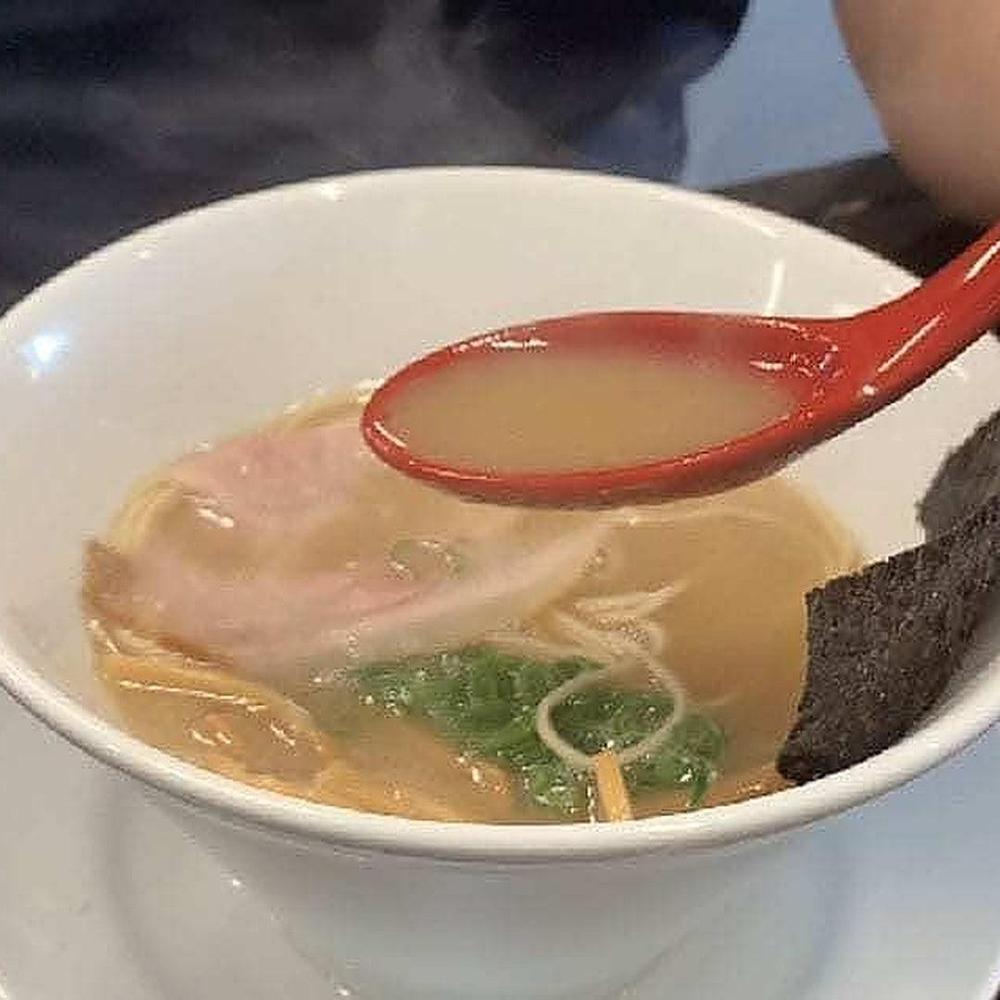 「拉麺べんげ」豚そば