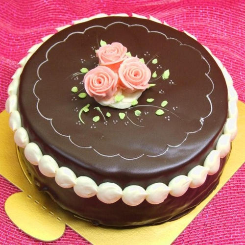 チョコレートバタークリームケーキ