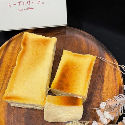 チーズケーキ