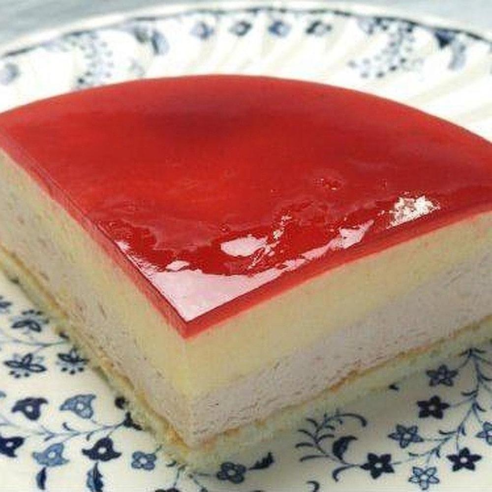 アイスケーキ イチゴ フロマージュブラン 2色のムースケーキ