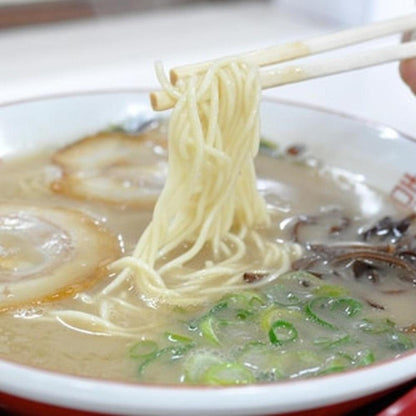 こってりを超えたトロッと絶品スープ「我流まねしん坊ラーメン